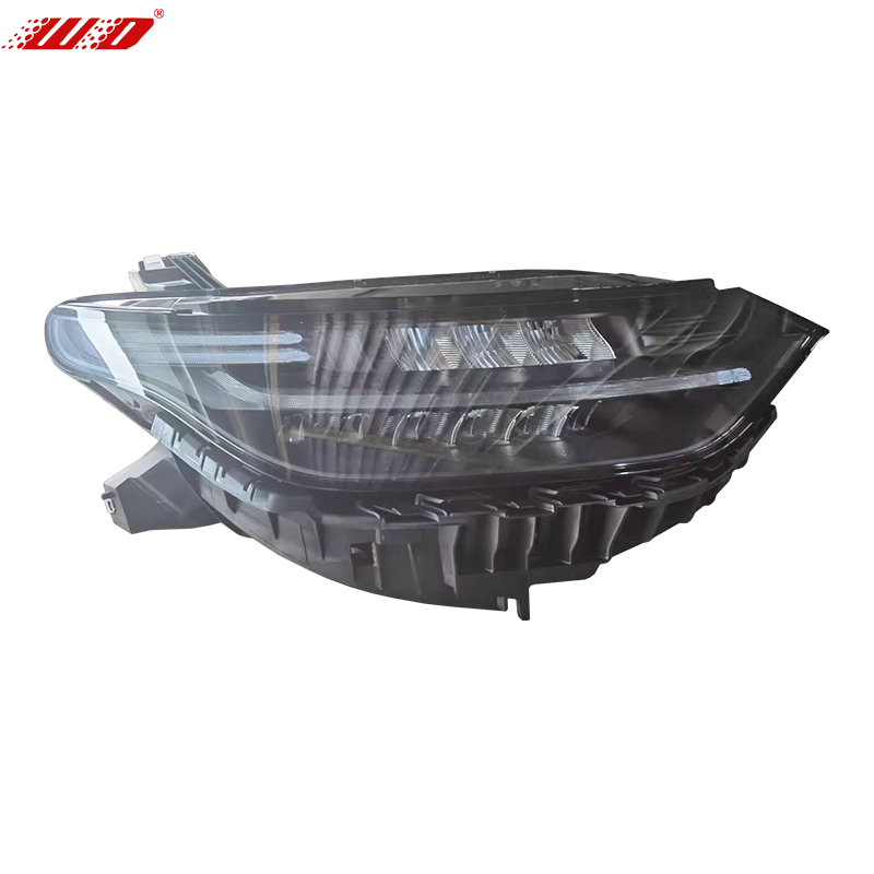 3.0.01.10.00422 3.0.01.10.00304 3.0.01.10.00426 - Originalni Leapmotor C11 desno prednje svjetlo