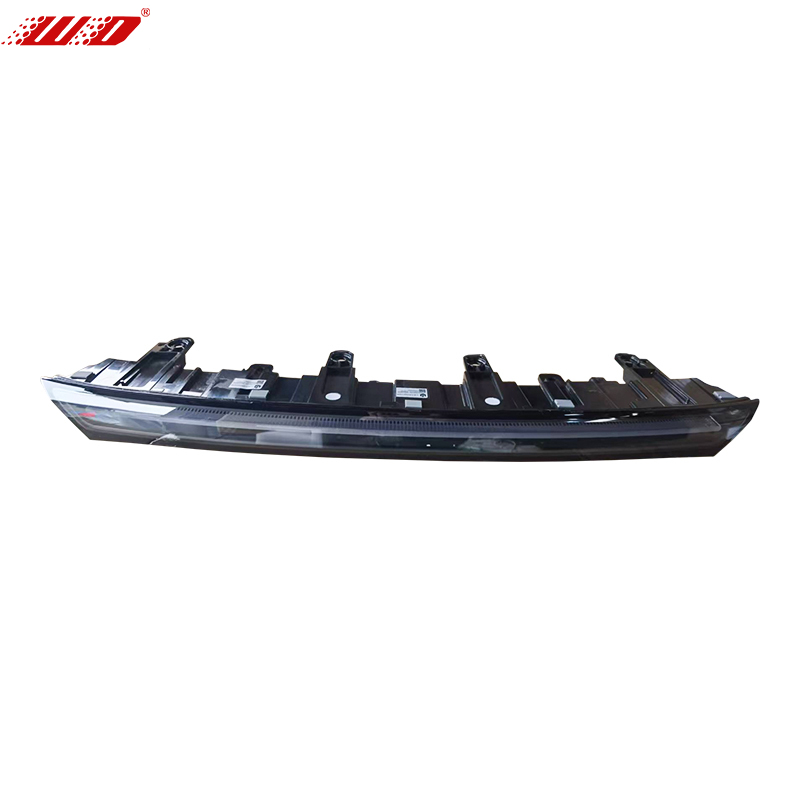 3.0.01.10.00223 - Prednja svjetlosna traka (pune širine)